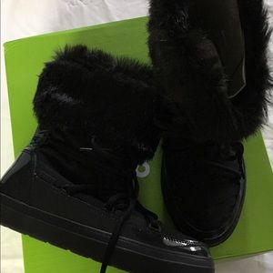 LodgePoint Croc boots.